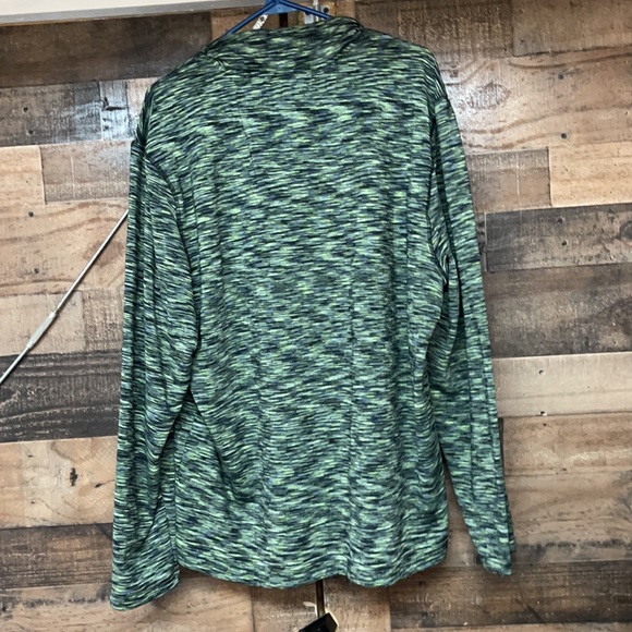 Green multi 1/4 zip pullover - Picture 3 of 3